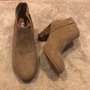suede ankle boots, size 10, brand new! never worn!